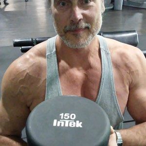 Meet your Posher, Mark